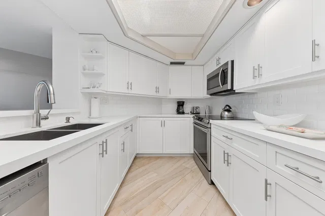 Boca Raton Unit 102 photo 10
