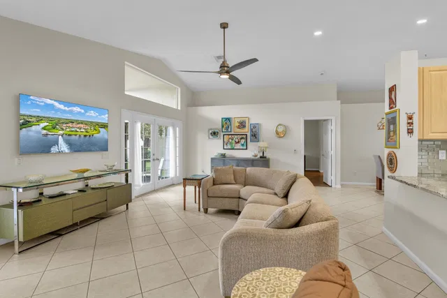 Residence photo 5