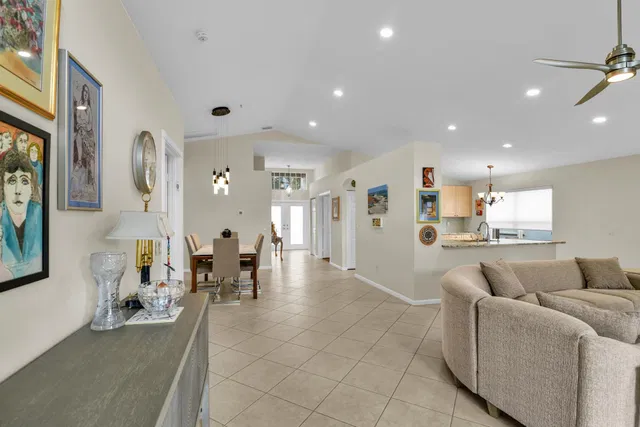 Residence photo 7
