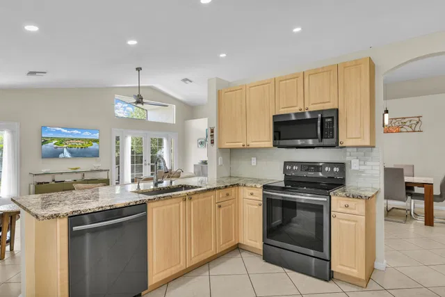 Residence photo 14