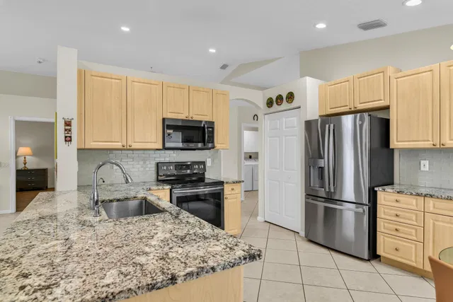 Residence photo 16