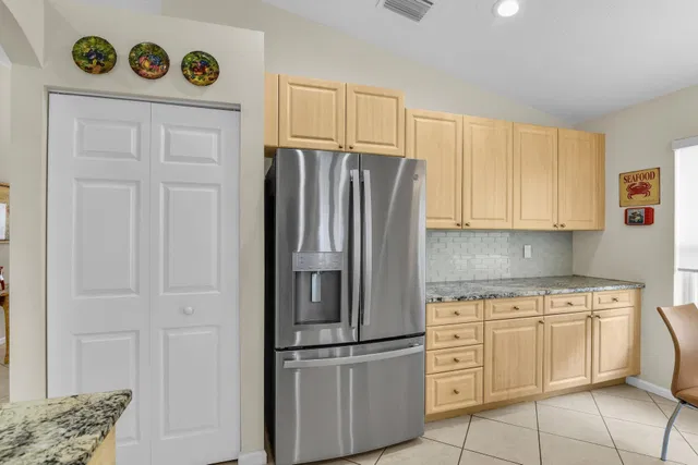 Residence photo 17