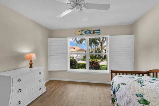 Residence photo 26