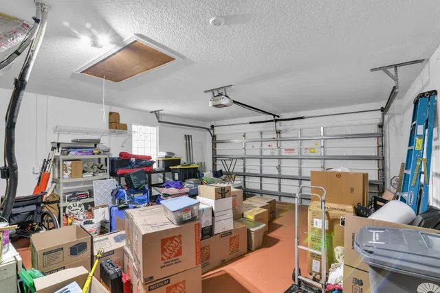 Residence photo 36