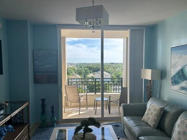 Cityplace South Tower Unit 725 photo 6