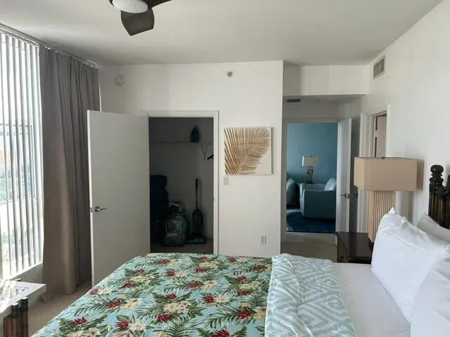 Cityplace South Tower Unit 725 photo 9