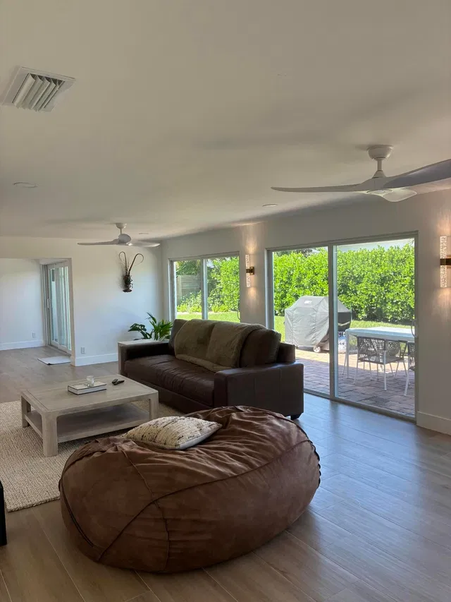 Village of North Palm Beach Residence photo 17