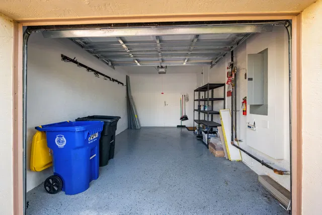 Residence photo 41