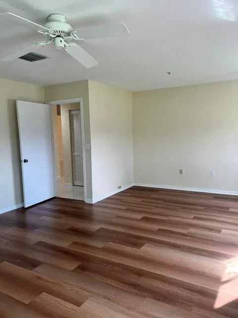 Unit 203 photo 5