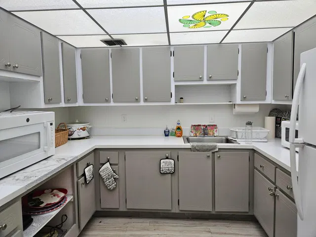  Unit 1 photo 25