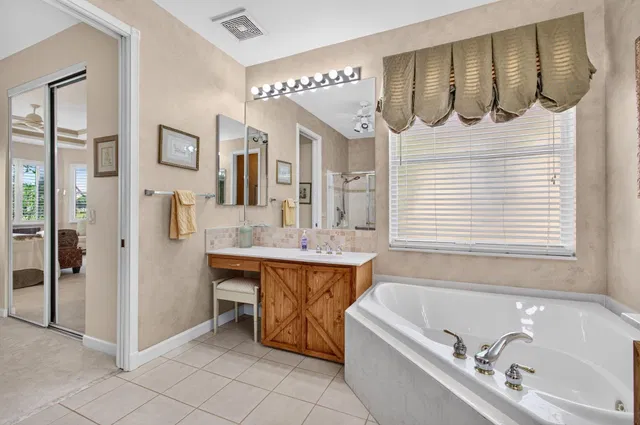 Residence photo 39