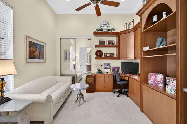 Residence photo 47