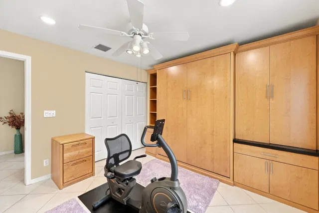  Residence photo 19