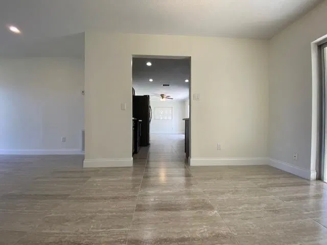 Residence photo 4