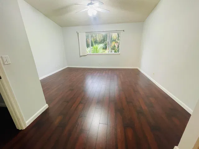 Residence photo 8