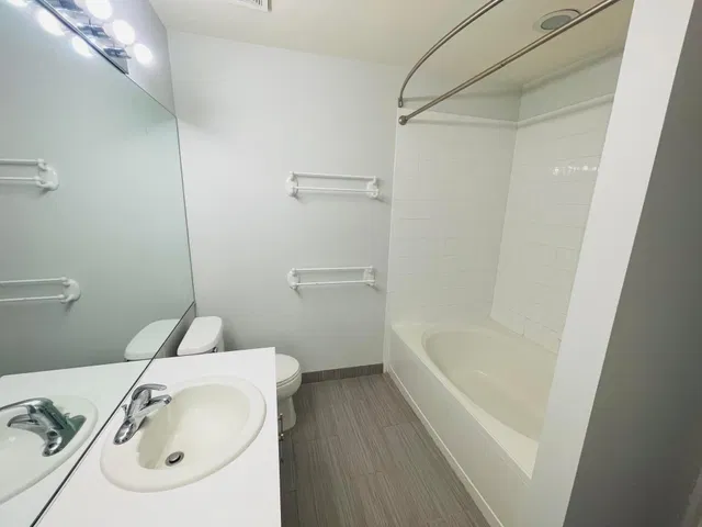 Residence photo 9