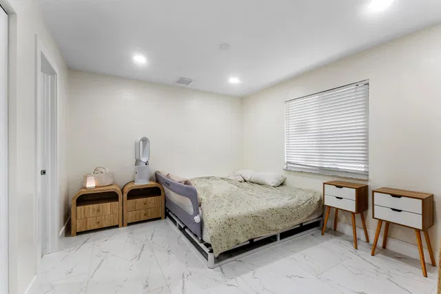  Residence photo 18