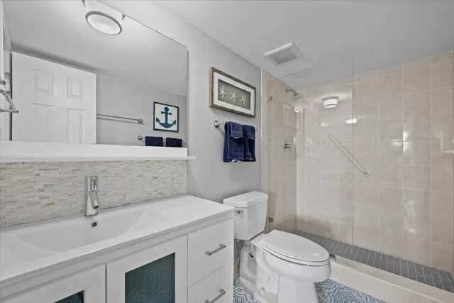  Unit 407 photo 22