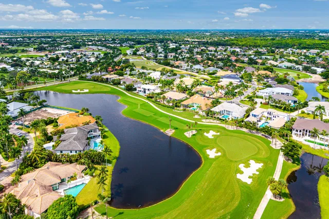 St. Andrews Country Club Residence photo 63