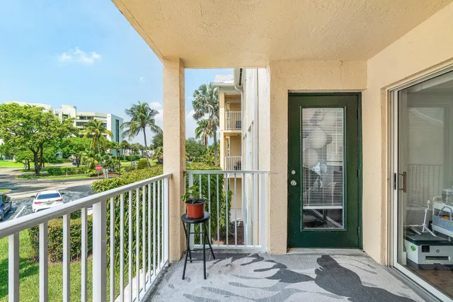  Unit E photo 20