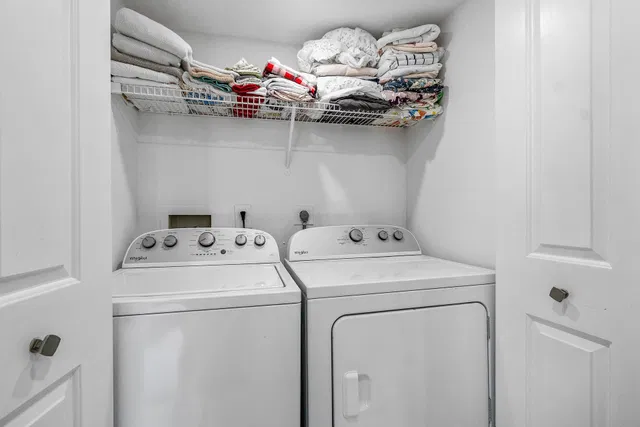  Unit E photo 25