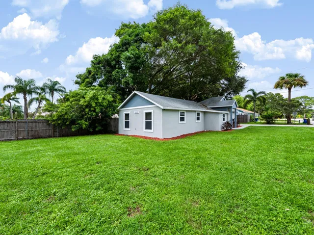  Residence photo 18