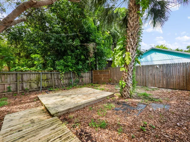  Residence photo 20