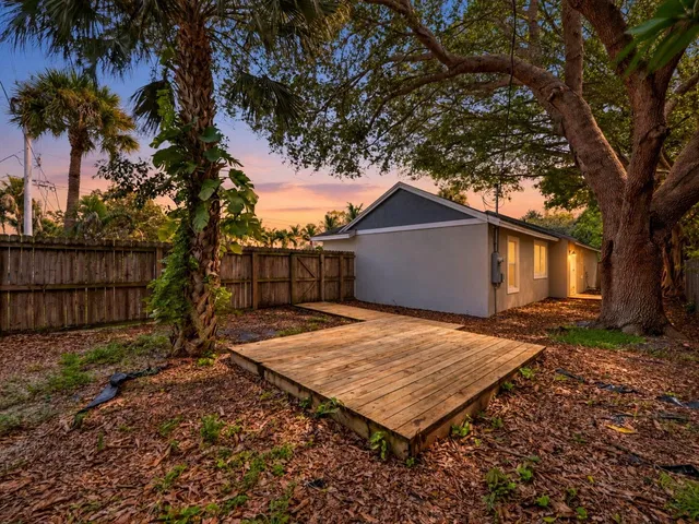  Residence photo 25