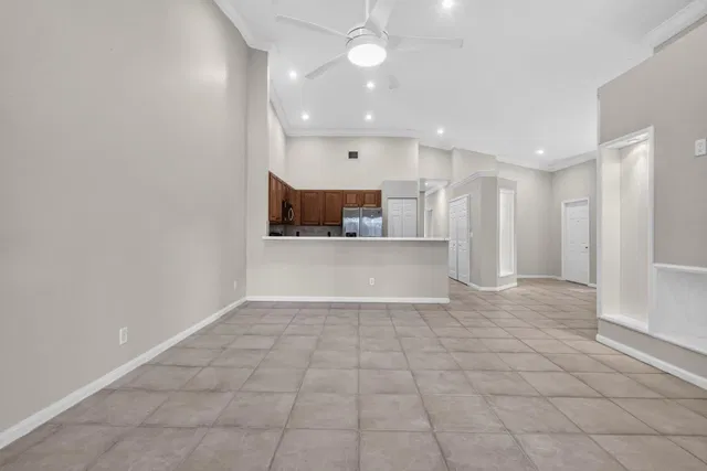 Residence photo 15