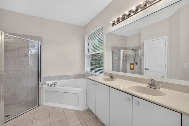  Residence photo 21