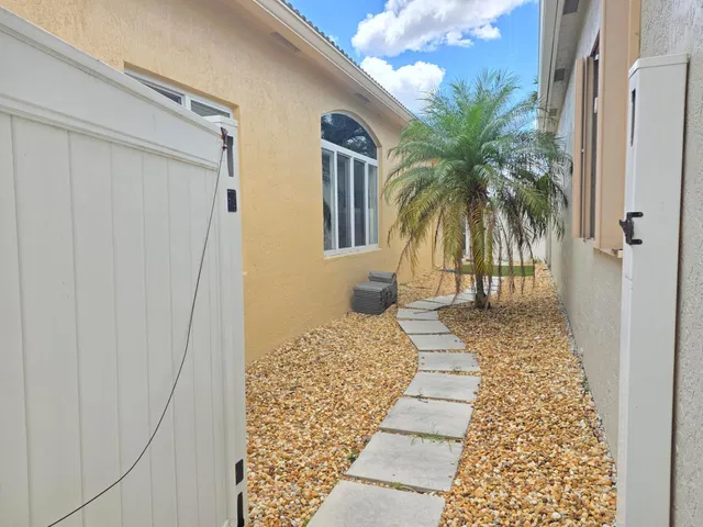 Residence photo 28