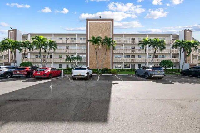 Residence photo 19