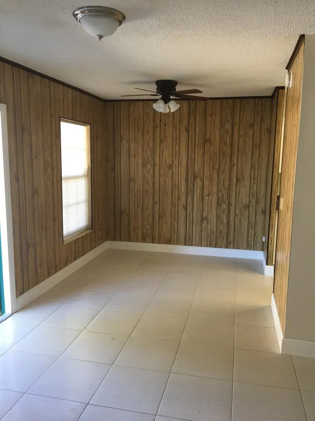 Residence photo 4