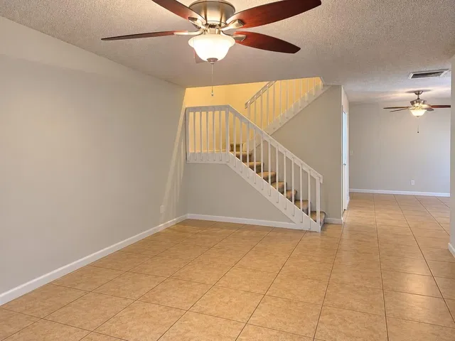 West Palm Beach Residence photo 4