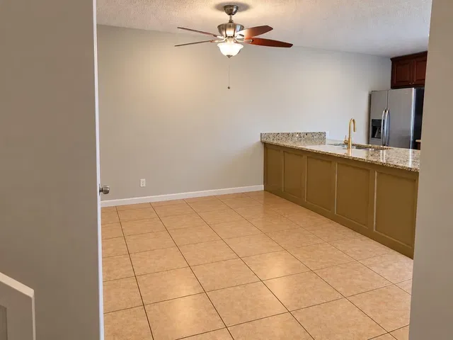 West Palm Beach Residence photo 6