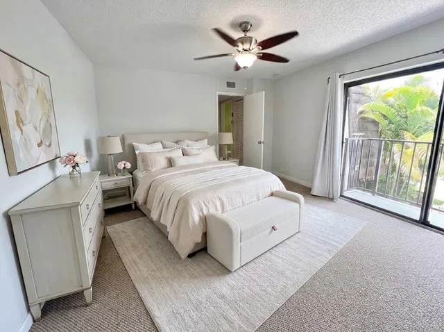 West Palm Beach Residence photo 15