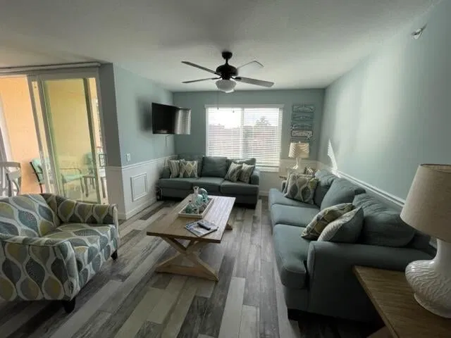 Unit 110 photo 3