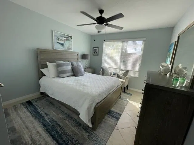 Unit 110 photo 9