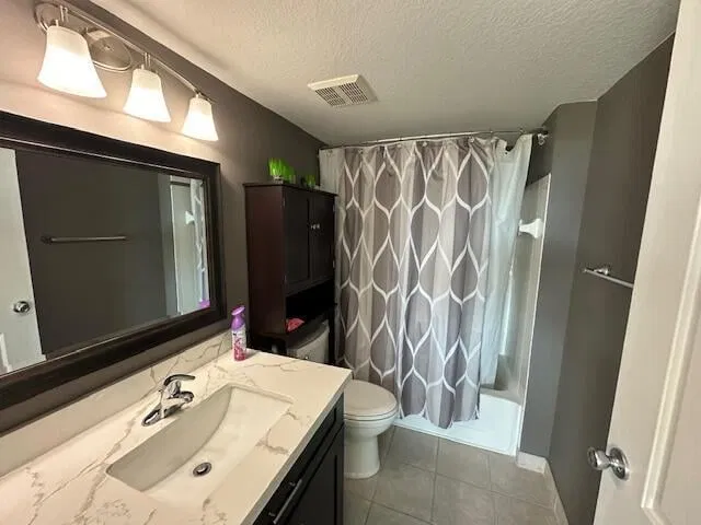 Unit 110 photo 10