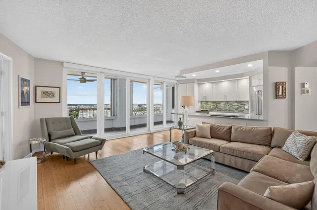 550 S Ocean Boca Residence photo 4