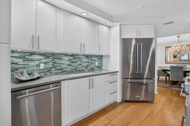 550 S Ocean Boca Residence photo 8
