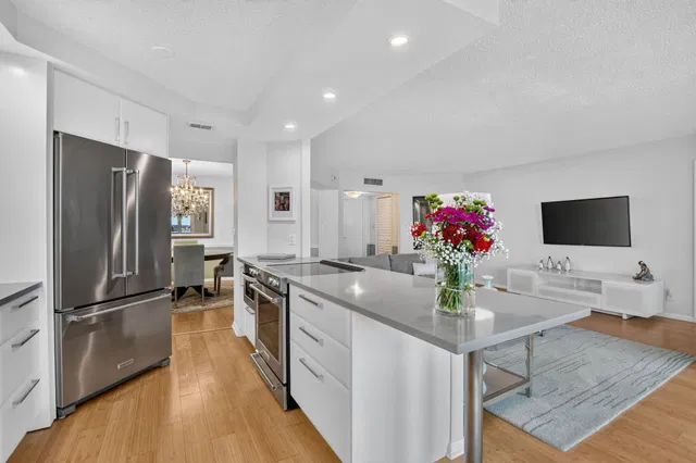 550 S Ocean Boca Residence photo 11