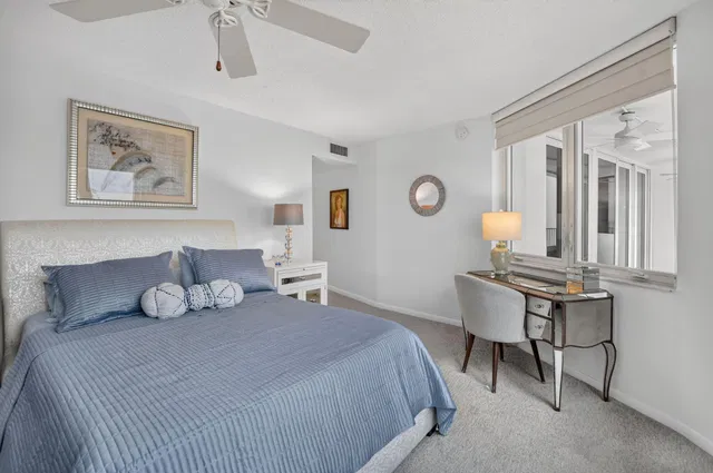 550 S Ocean Boca Residence photo 20