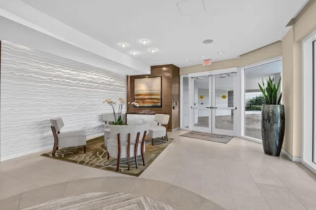 550 S Ocean Boca Residence photo 29
