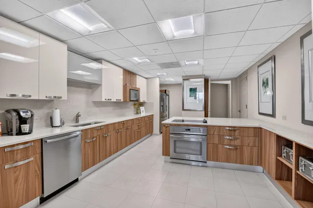 550 S Ocean Boca Residence photo 38