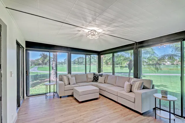 PGA National Palm Beach Gardens Residence photo 22