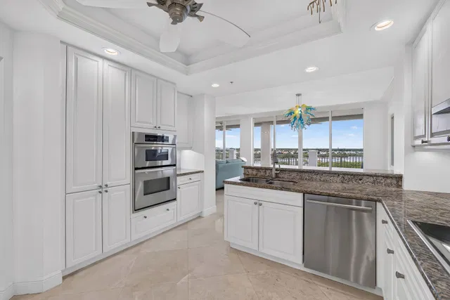 Jupiter Yacht Club Unit 505 photo 8