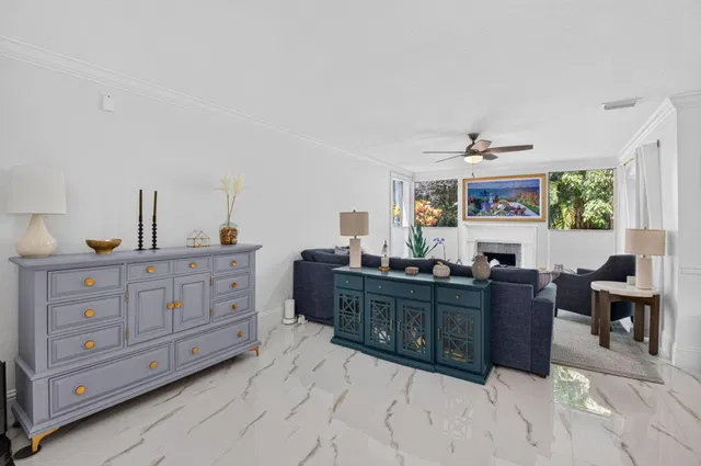 Unit 22870 photo 7