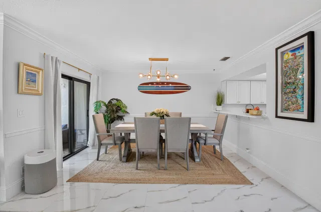 Unit 22870 photo 11