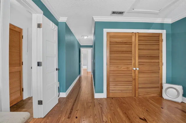Unit 22870 photo 43